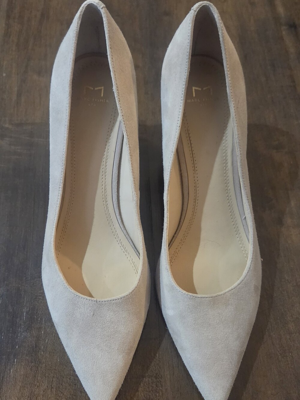 Marc Fisher Zala Block Heel Pointy Toe Pump in Natural Suede Size 8.5